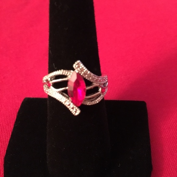 Gorgeous ruby - Picture 3 of 4